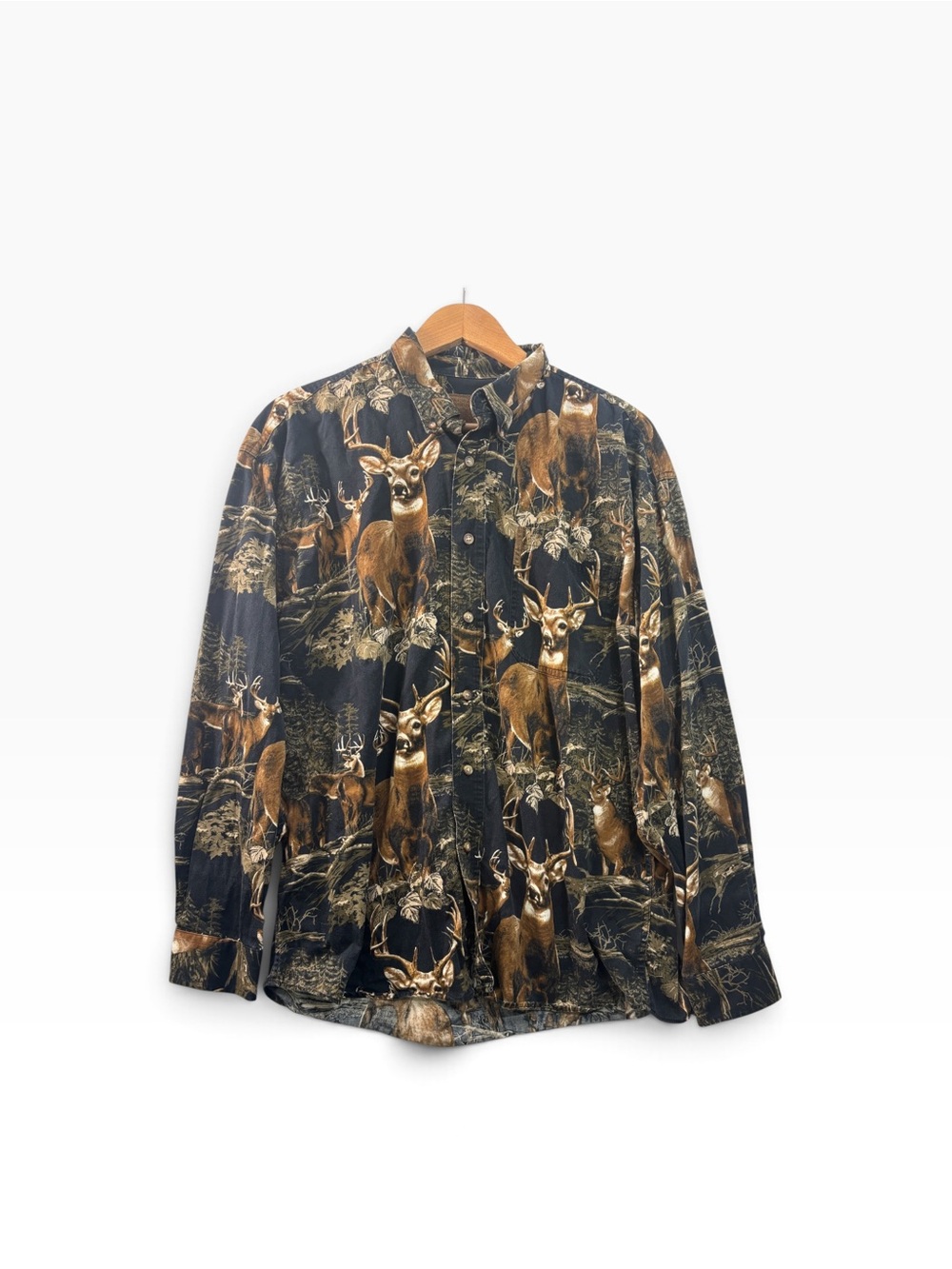CLEARWATER Camo Deer Shirt Men's Button Up Size Large Deer Hunting Outdoor